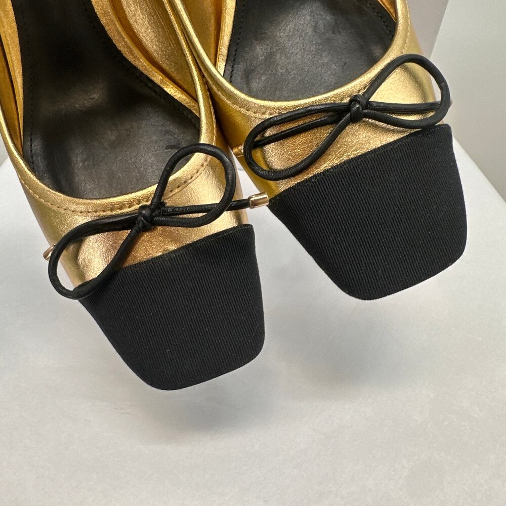 SCHUTZ New in Box Arissa Block Cap Toe Heel in Black & Gold // 8.5 - Picture 8 of 12